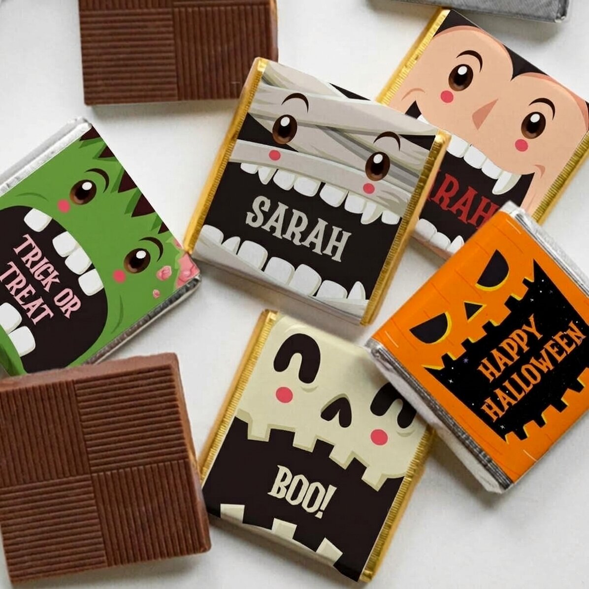 Set of 5 mini chocolates personalised with a message - Halloween characters