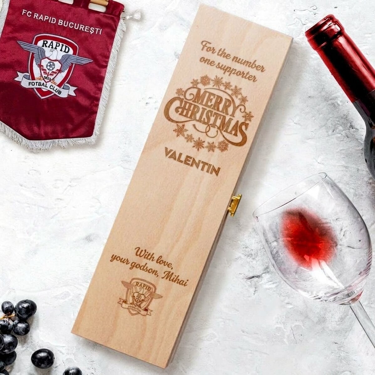 FC Rapid wine box personalised with text - Merry Christmas