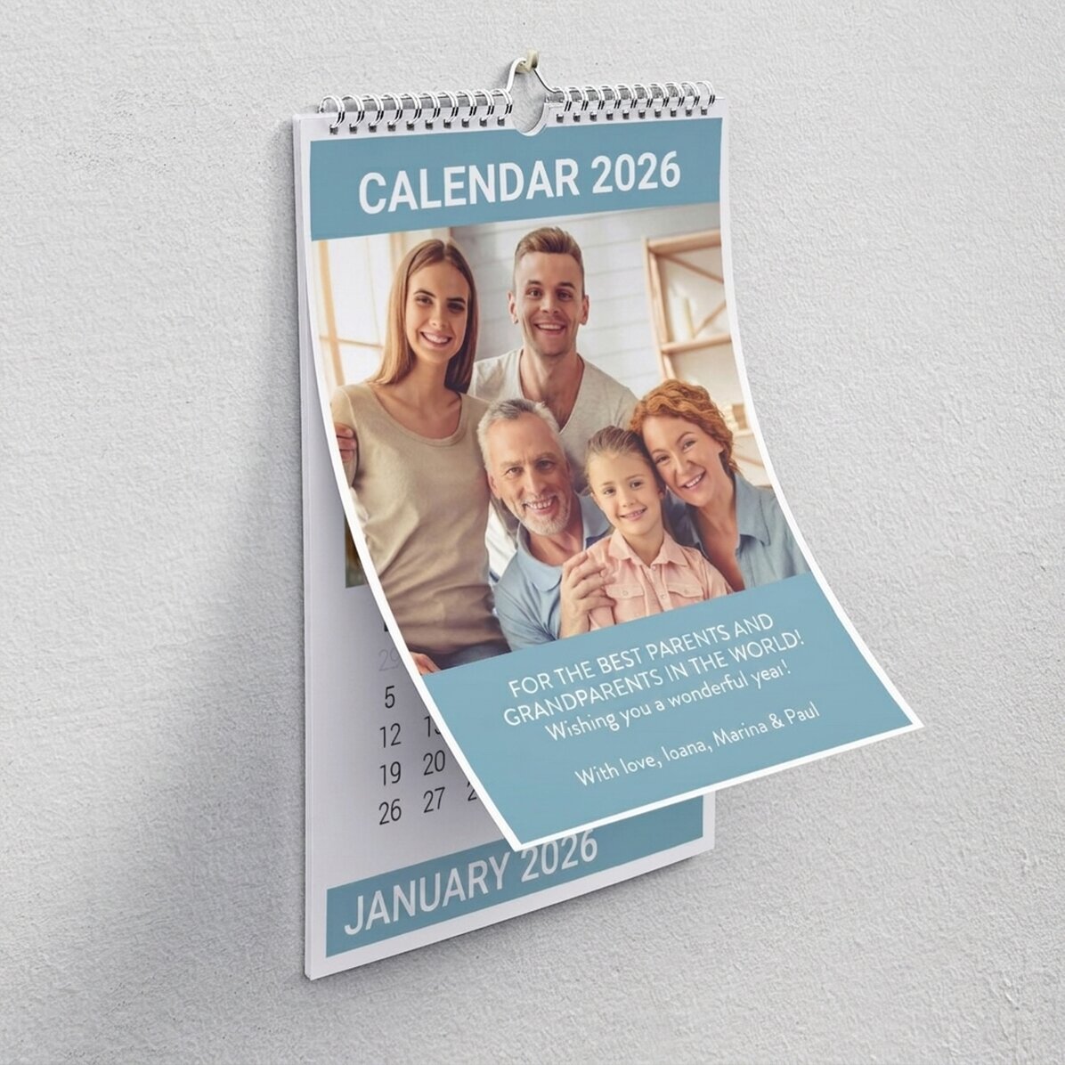 Personalised calendar with photos for your loved ones