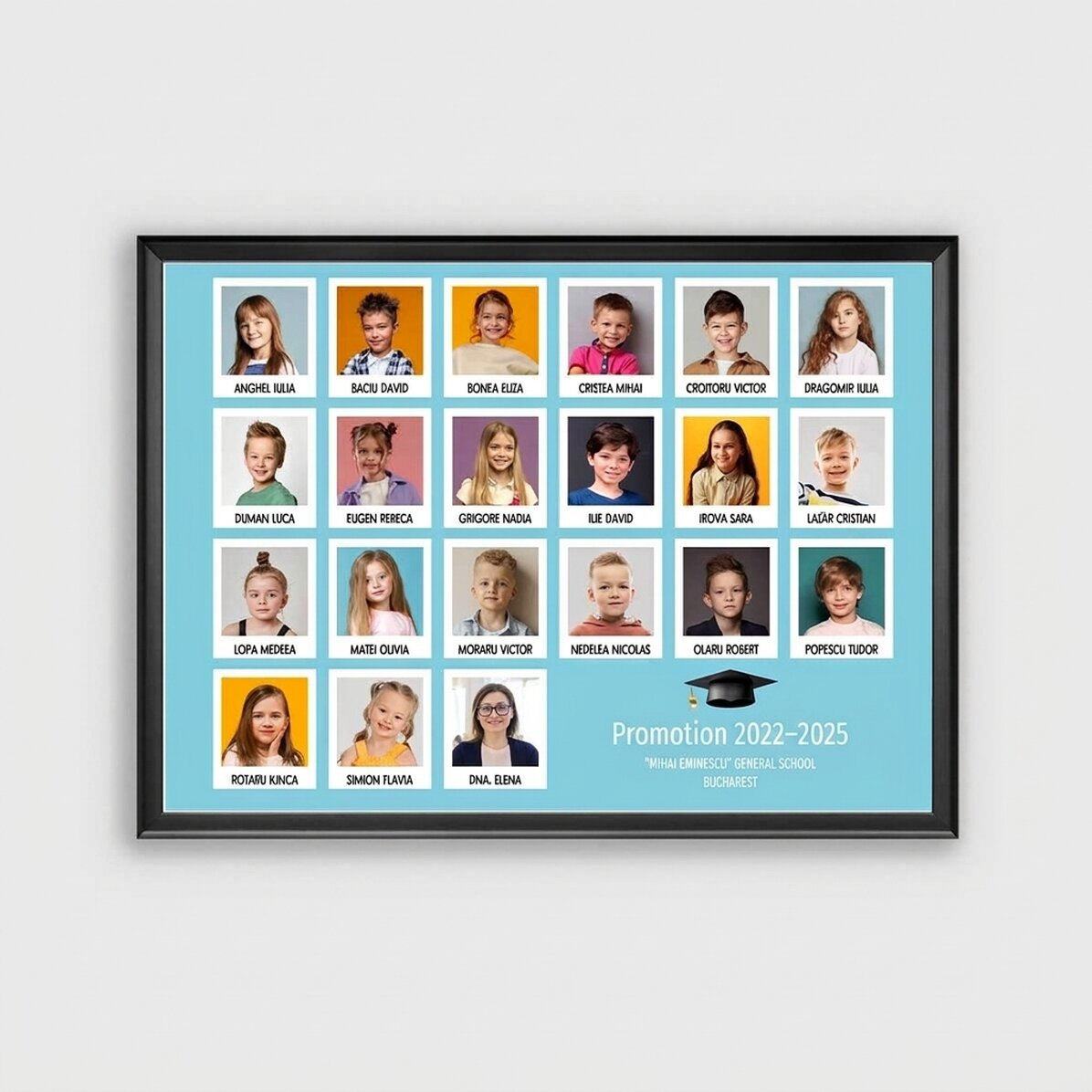 Personalised canvas with text and 21 photos - Graduation