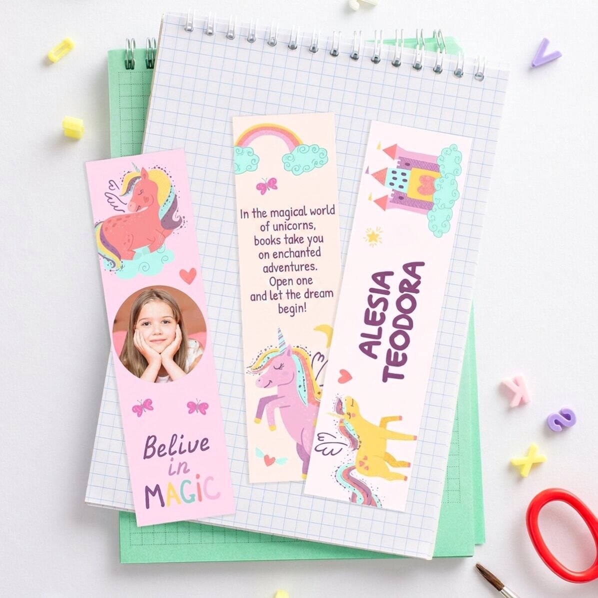 Set of 3 personalised bookmarks with photo, name and text - Unicorns