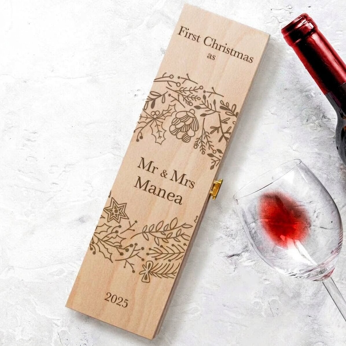 Personalised wine box with message - Mr & Mrs