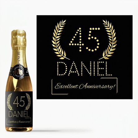 Mini bottle of sparkling wine personalised with text for a birthday - Gold