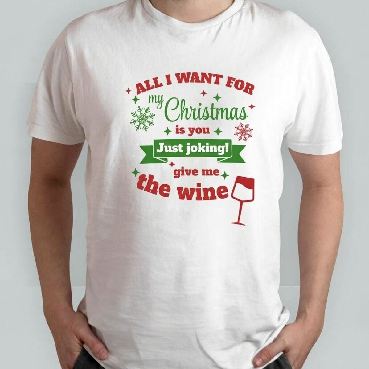 Personalised cotton T-shirt with Christmas text - Give me the glass!