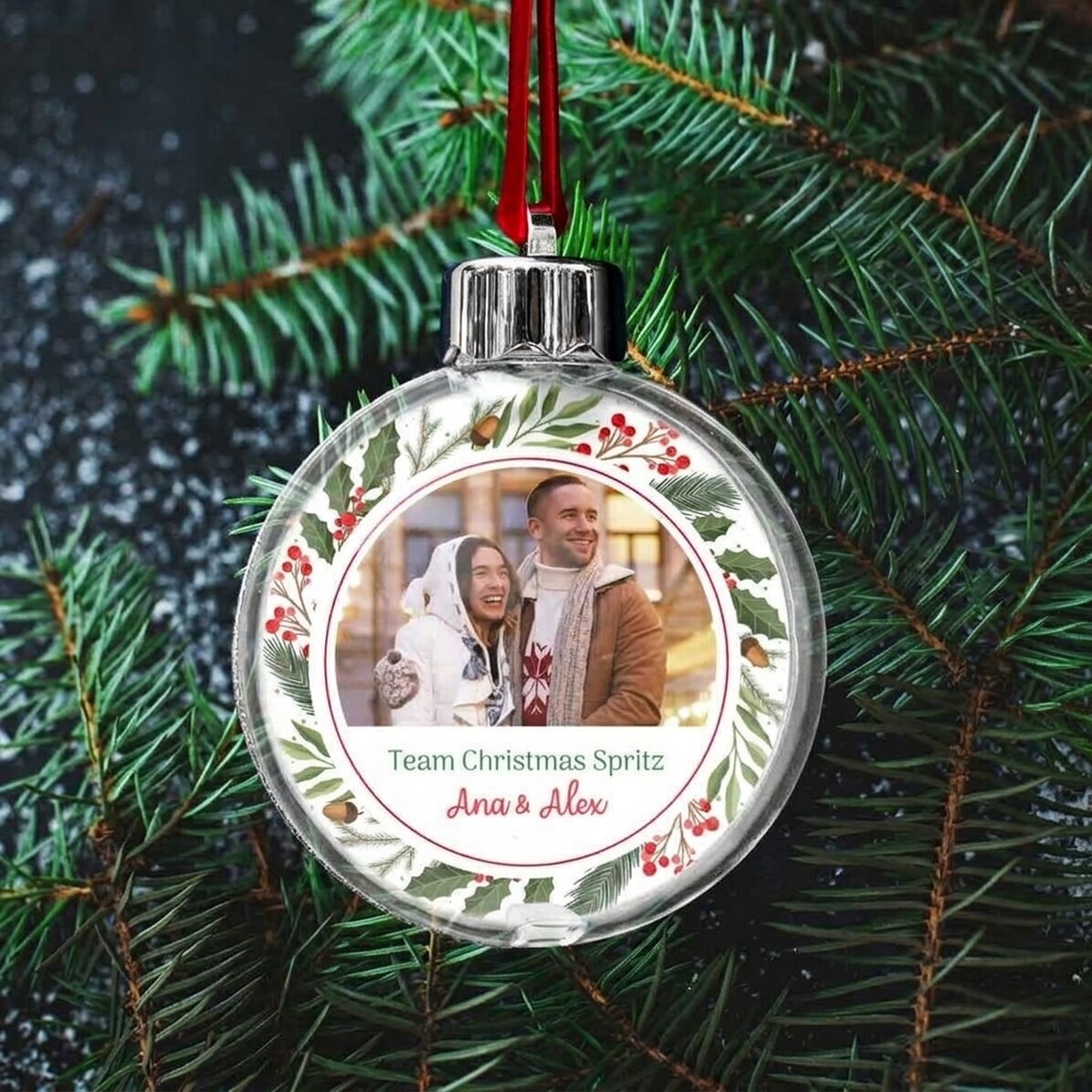 Personalised bauble with message and photo - The perfect Christmas gift