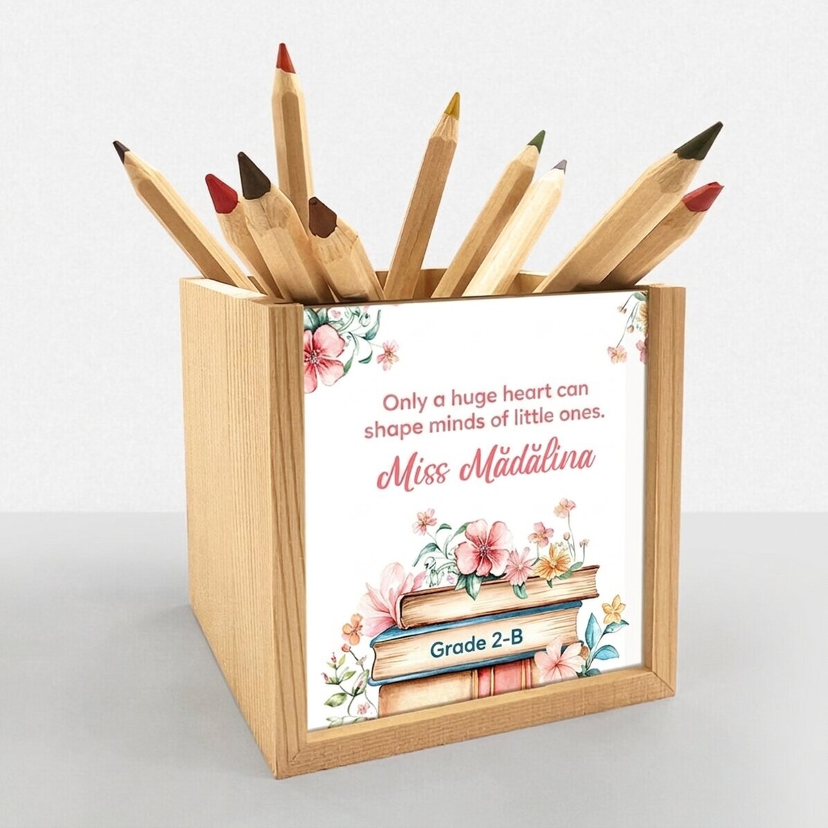 Personalised pencil holder with message text for teachers
