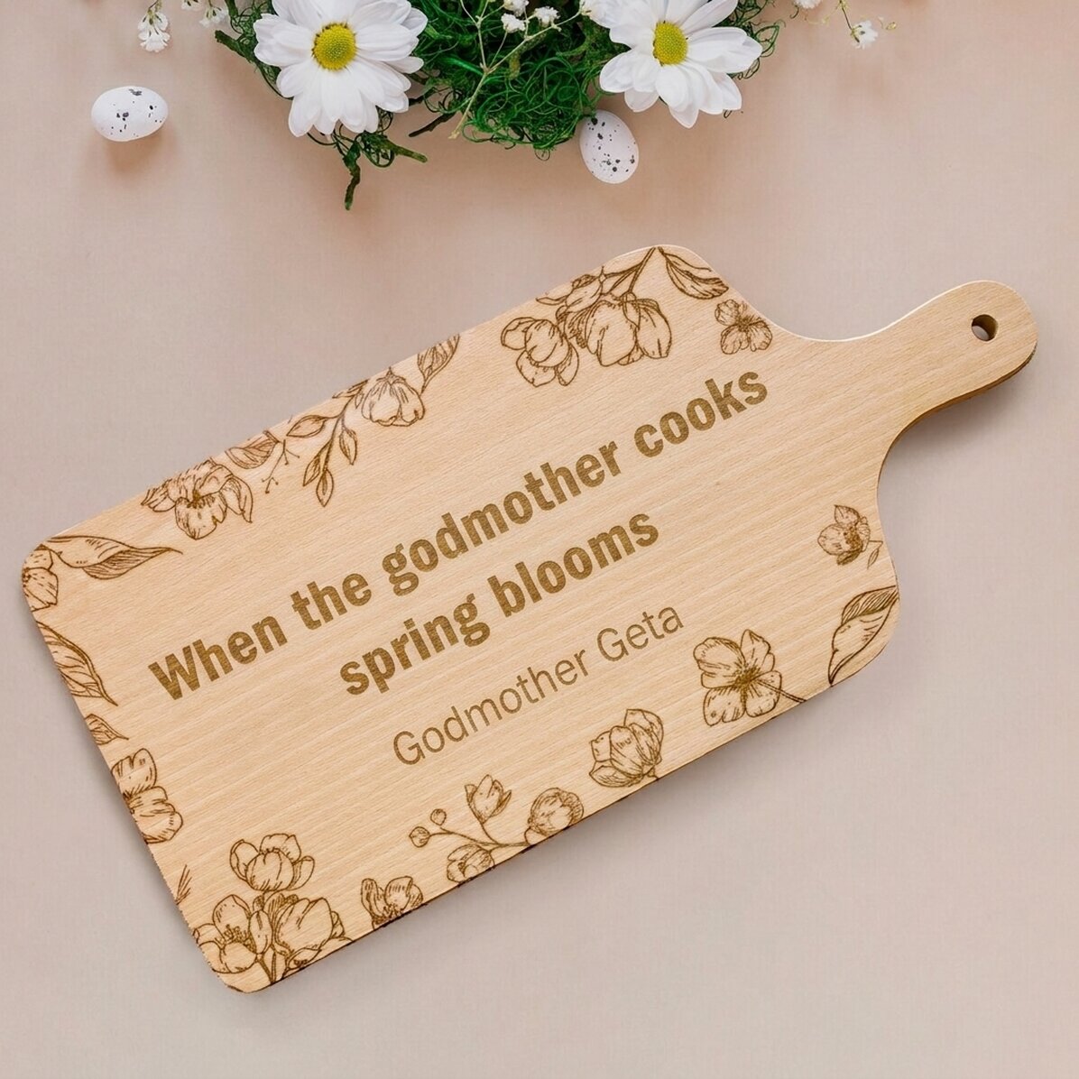 Personalised chopping board with message - Spring in the kitchen