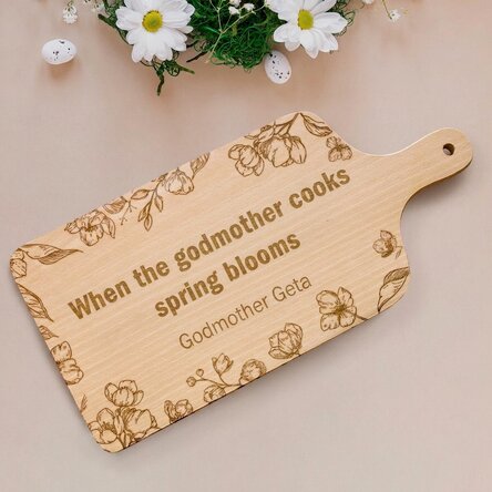 Personalised chopping board with message - Spring in the kitchen