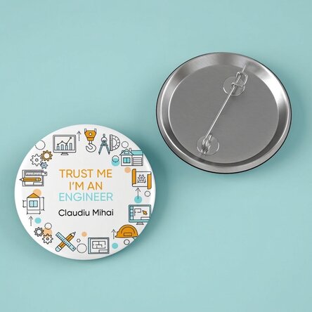 Personalised badge with message - Engineer