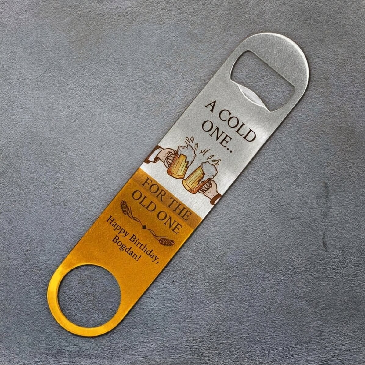 Personalised beer opener with text - Cheers!