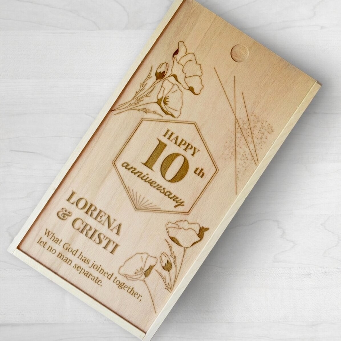 Personalised wooden gift box with message - Happy anniversary