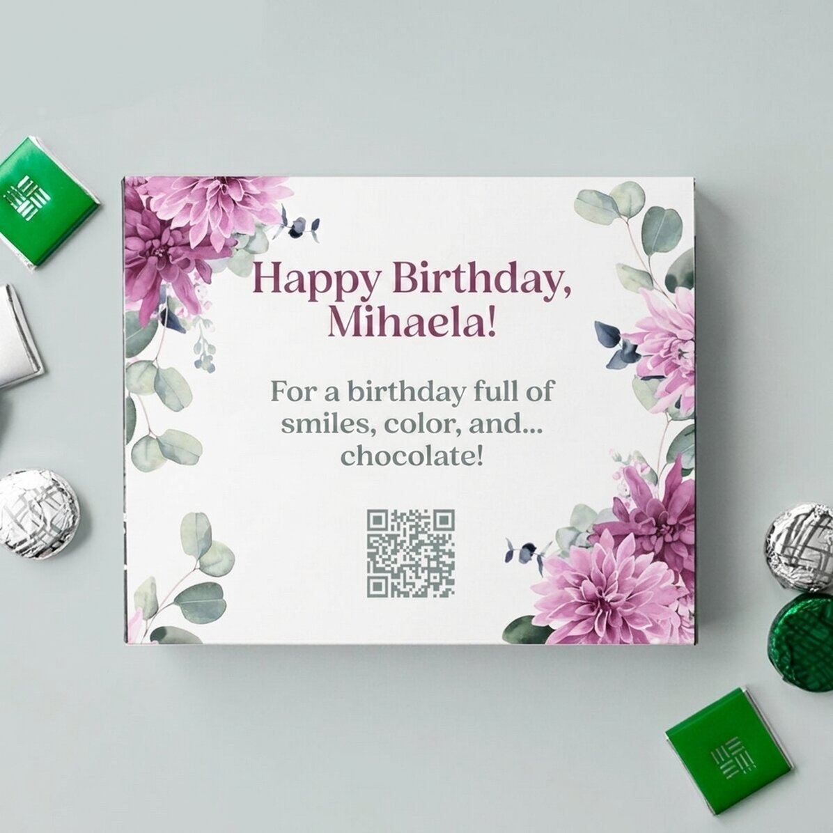 Personalised box of chocolates with message and QR code - Flowers