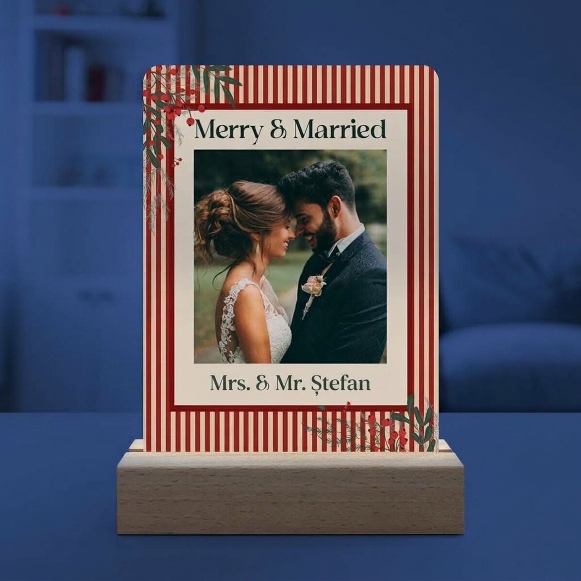 Personalised LED night light with a photo and message - Merry Christmas!
