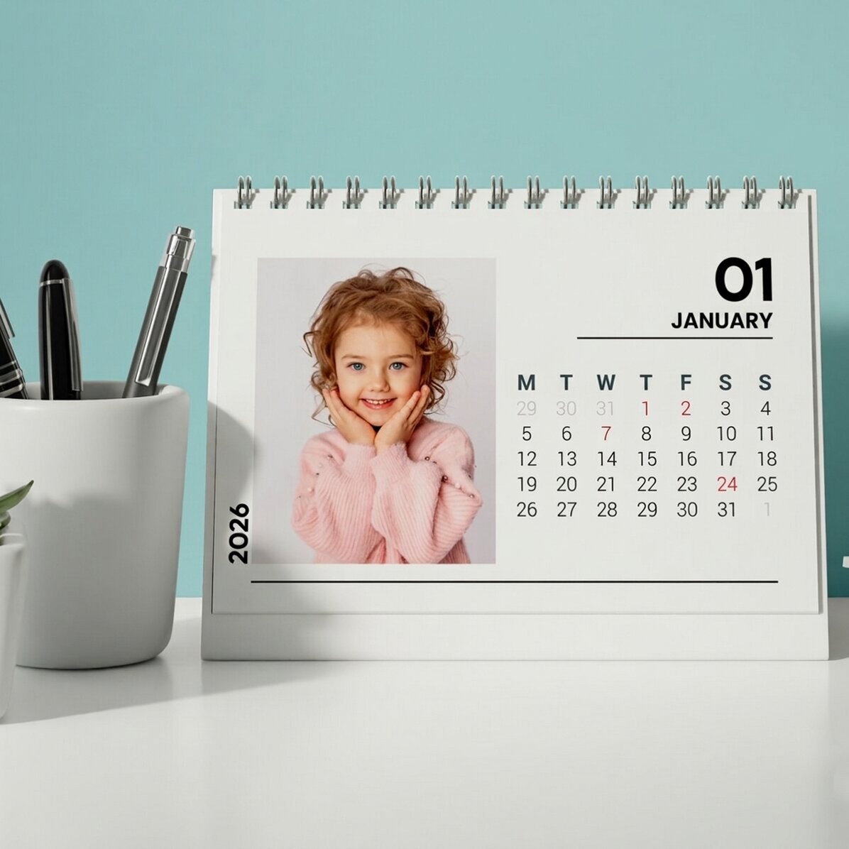 Personalised desk calendar with photos