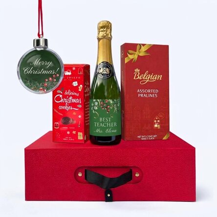 Gift box – Christmas Wish with personalised medium-sized bottle of sparkling wine