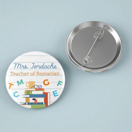 Personalised badge with text - Romanian Teacher