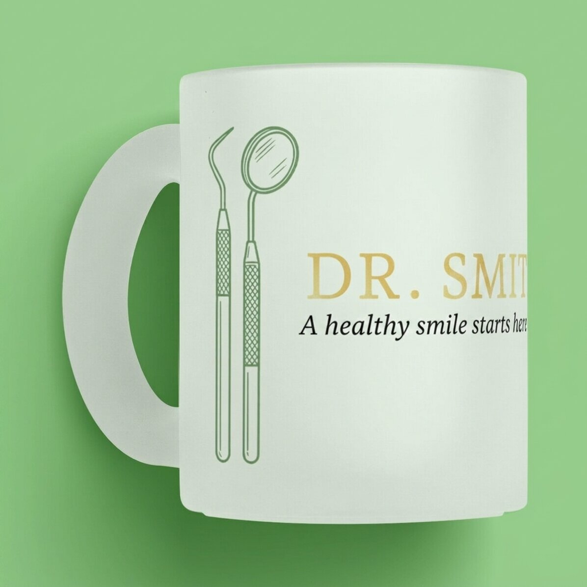 Personalised mug with text - Golden Dentist