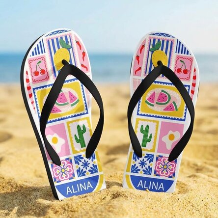 Personalised flip-flops with your name on them - Summer