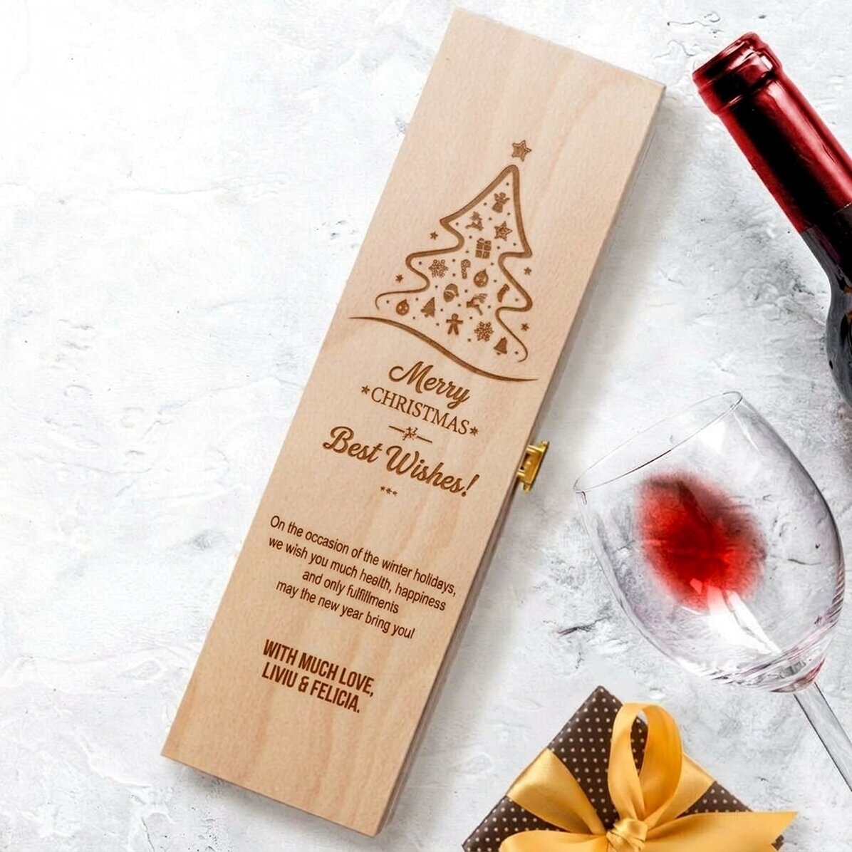 Personalised wine box - Merry Christmas and Happy New Year!