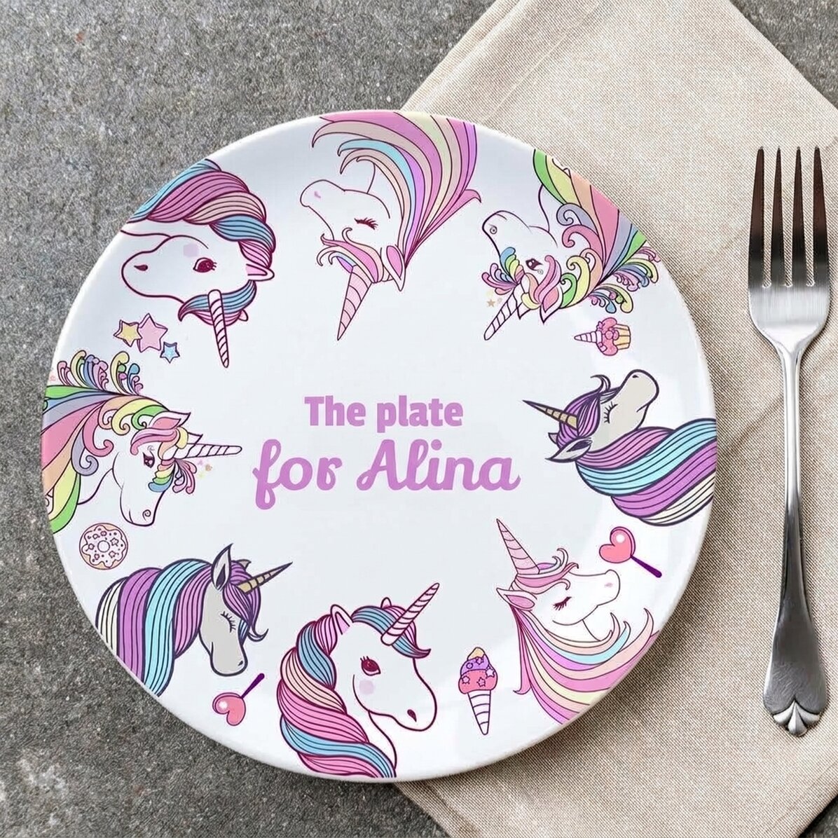 Personalised plate with text - Unicorns