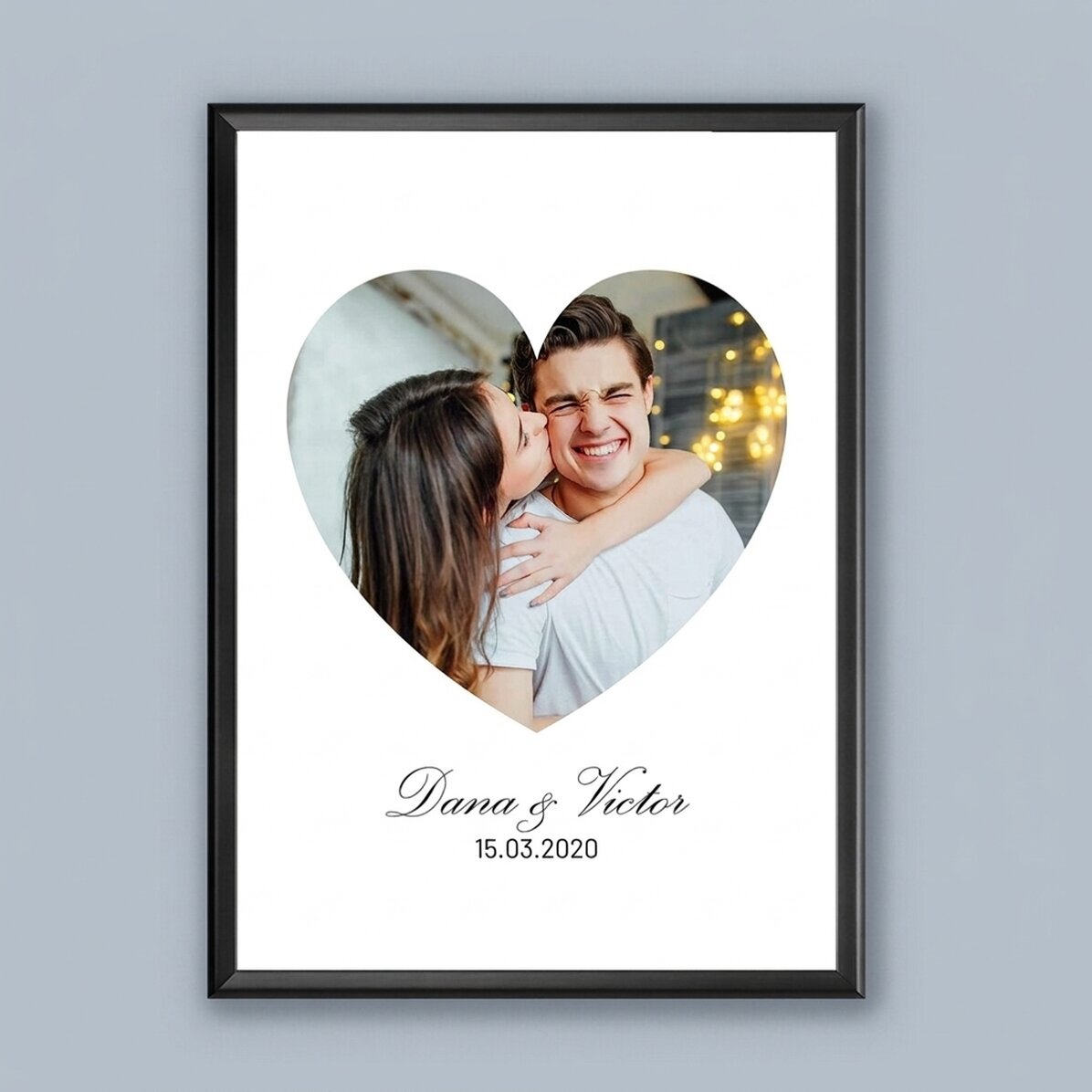 Personalised picture frame with heart-shaped photo and text - I love you!