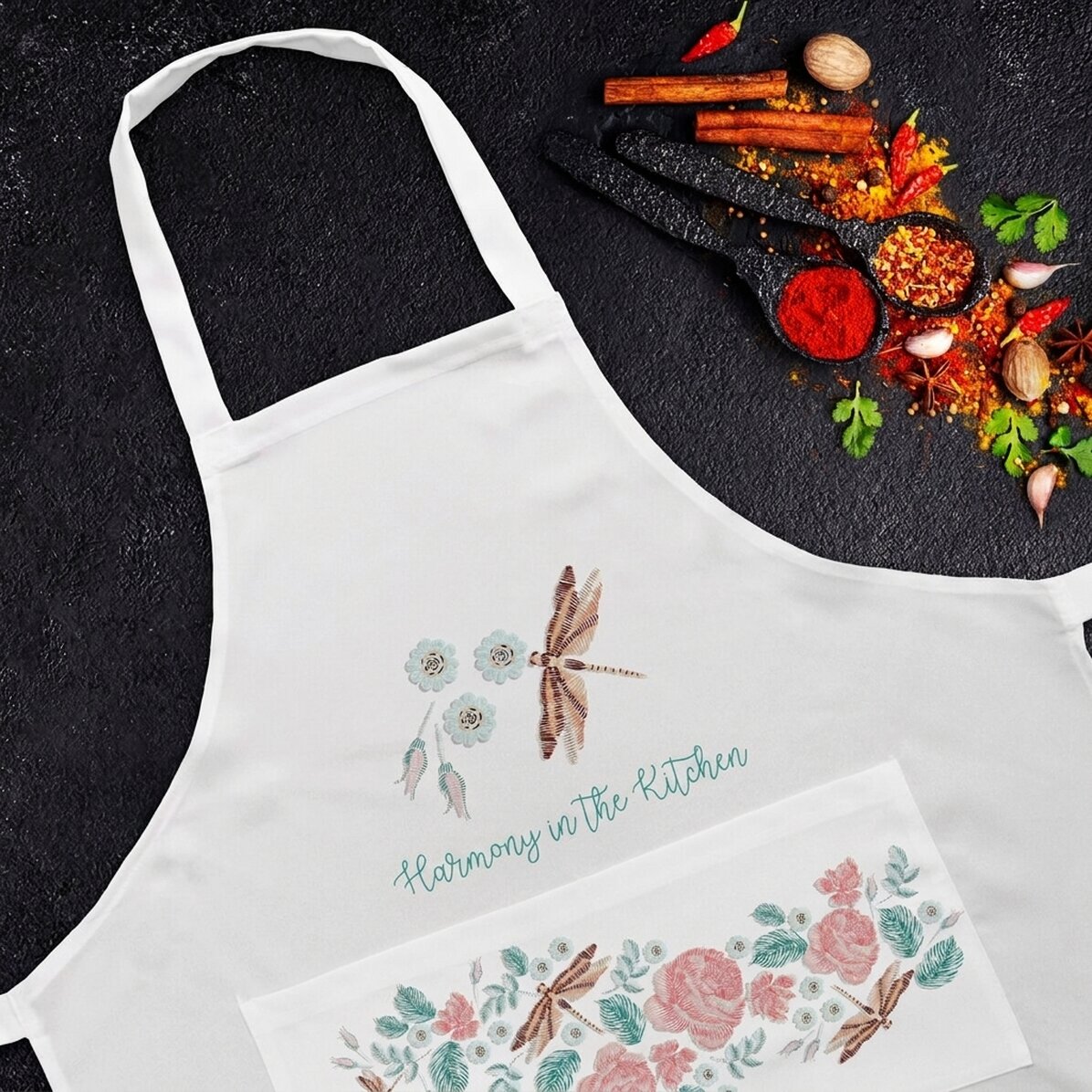 Personalised apron with text - Harmony in the kitchen