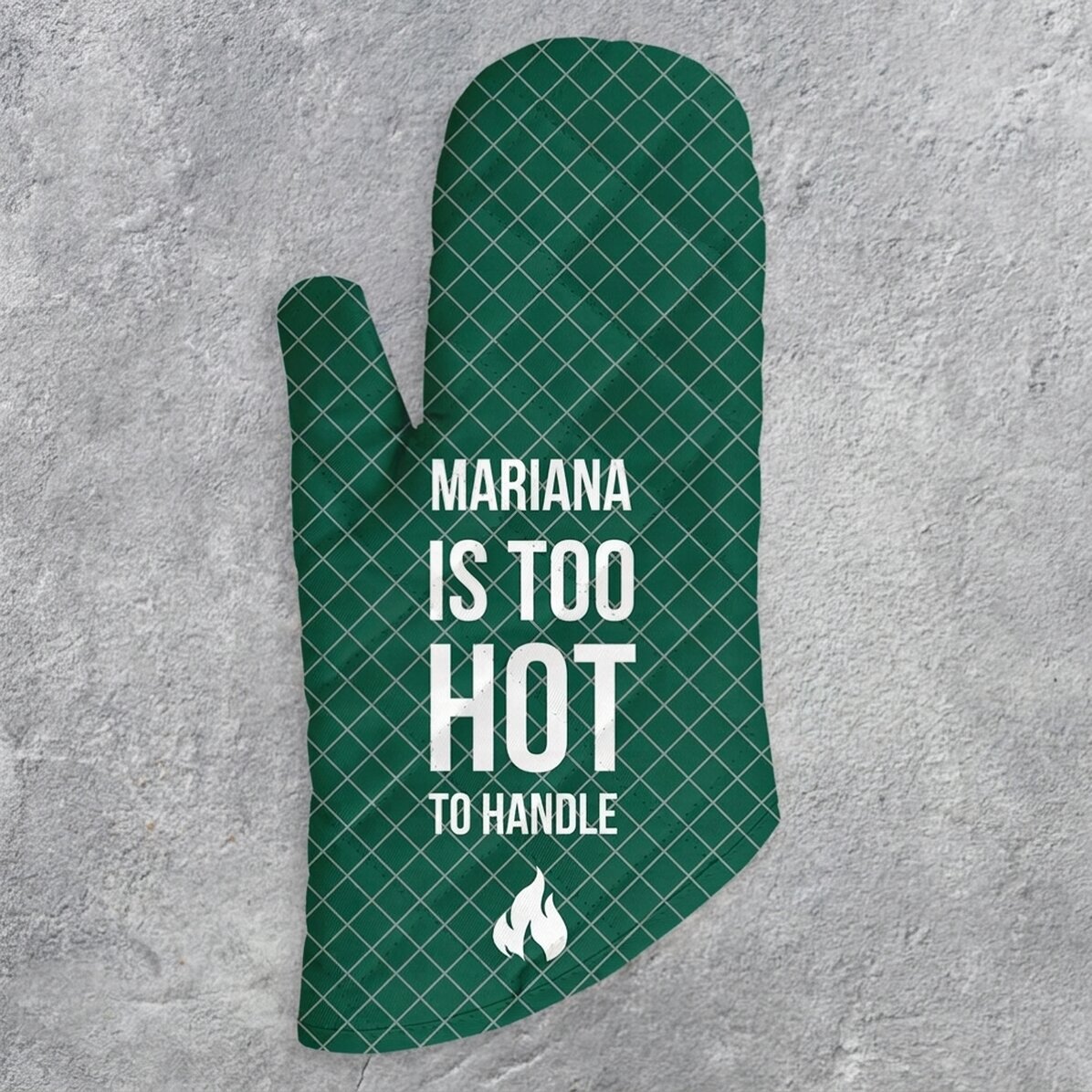 Personalised oven glove and text - Too hot
