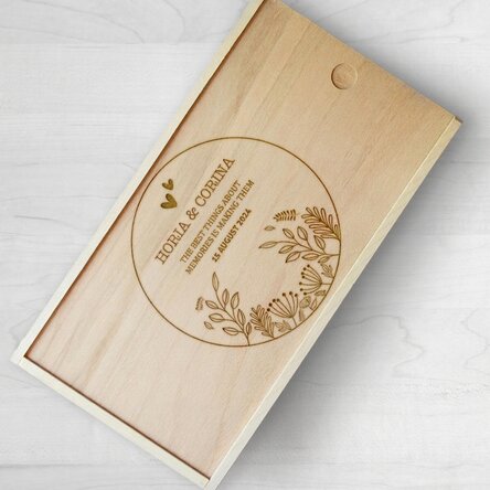 Personalised wooden gift box - Golden memories