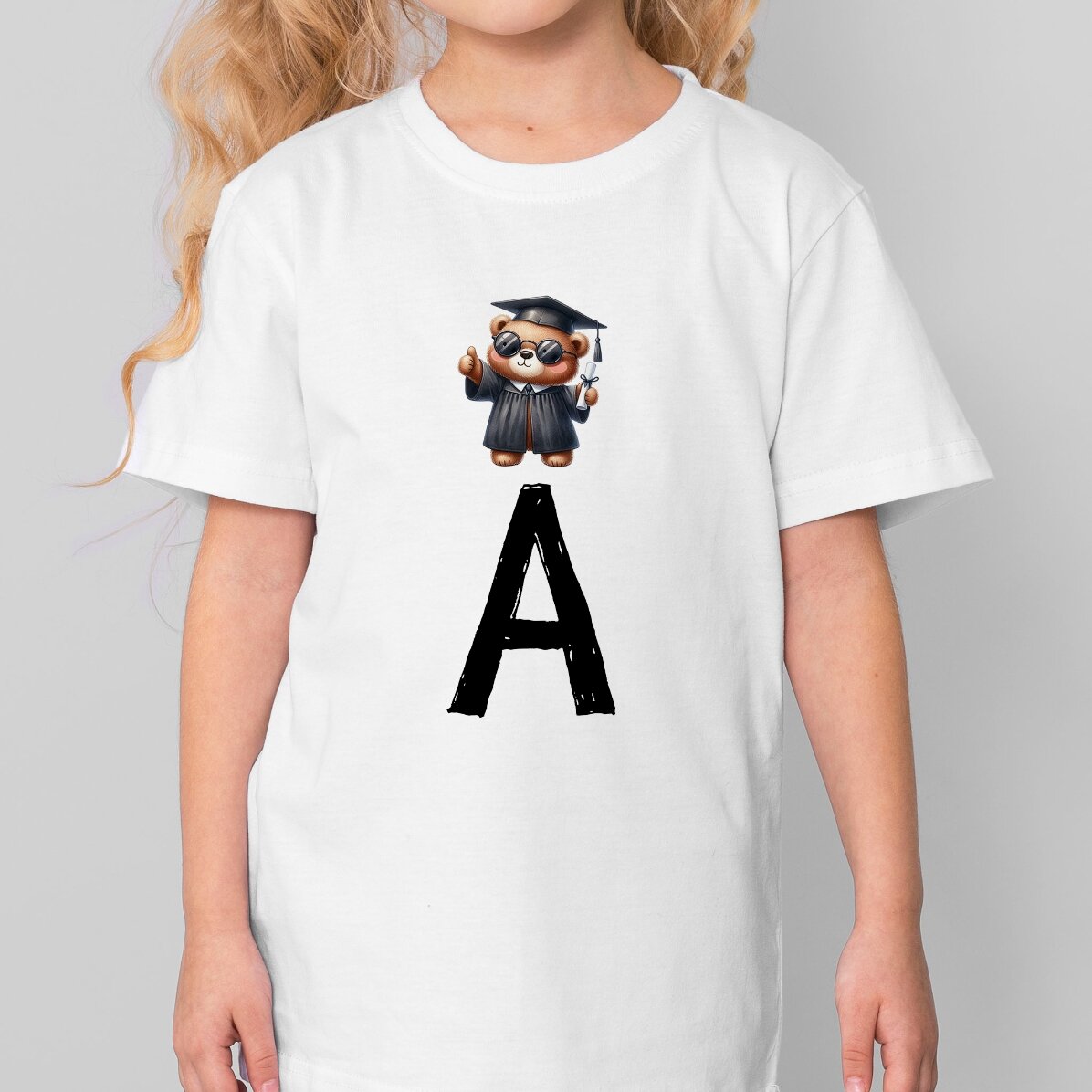 Personalised cotton T-shirt for children with an initial – Graduating Bear