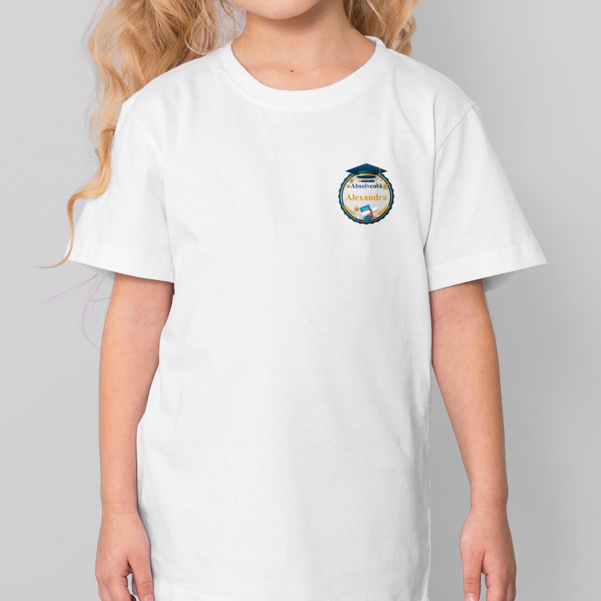 Customised cotton T-shirt for children with text - Graduate badge
