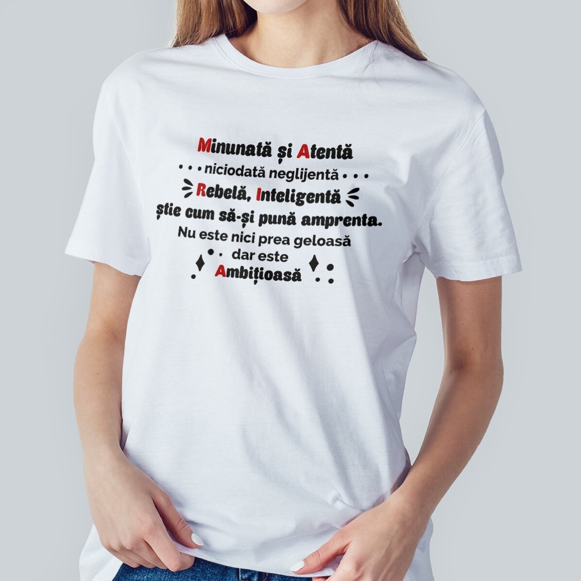 Tricou din bumbac personalizat cu text - M.A.R.I.A.