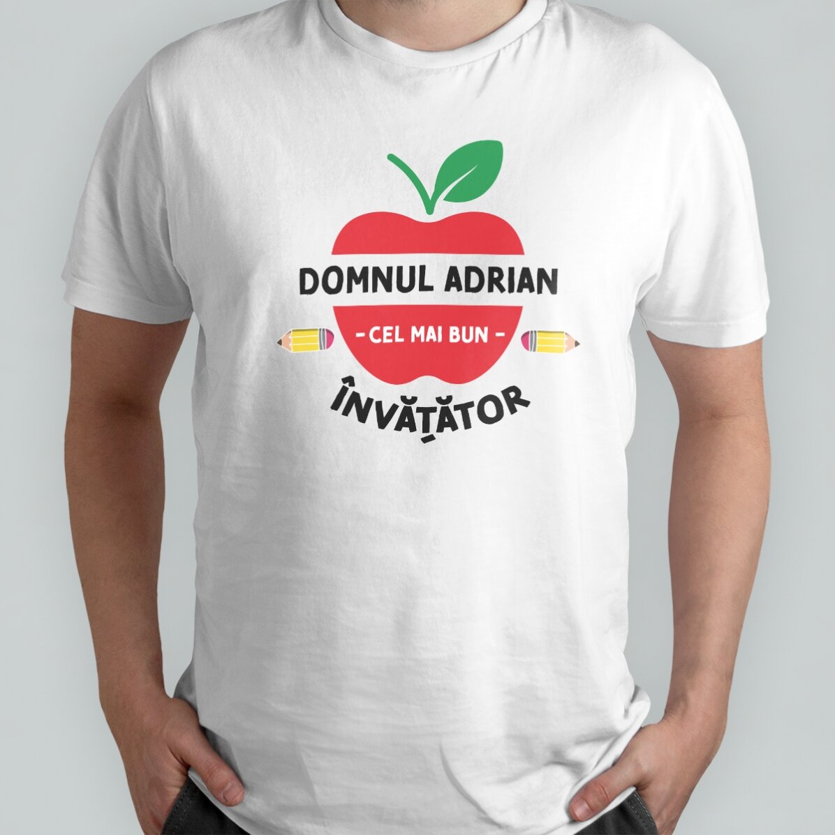 Tricou din bumbac personalizat cu text pentru profesori - Apple