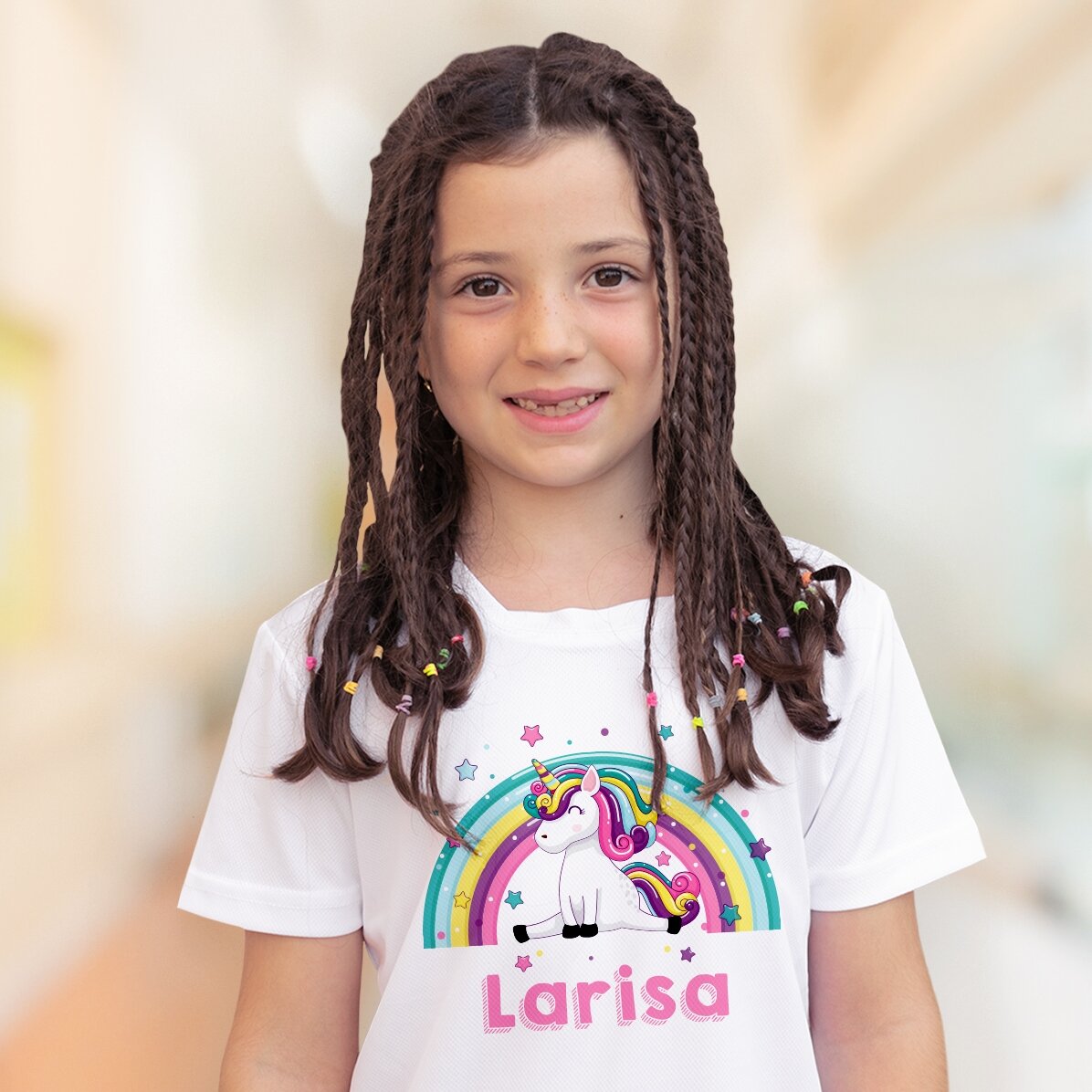 Tricou sport pentru copii personalizat cu nume - Unicorn și curcubeu