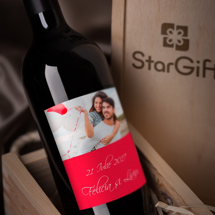 Vin personalizat cu o poză pentru nuntă