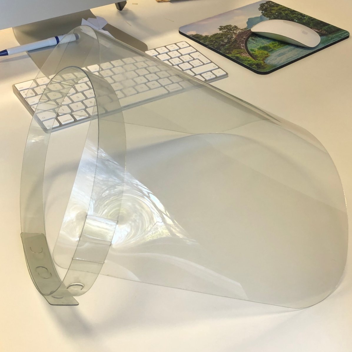 Vizieră transparentă